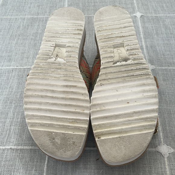 Clarks Multicolor Buckle Sandals - Picture 9 of 9